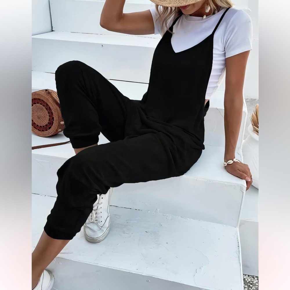 Black Relaxed Fit Joggers with Tapered Ankle